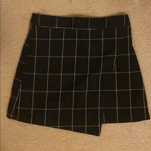 F21 plaid/grid mini skirt